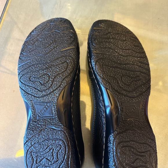 Born Mary Jane Shoes  Hand Crafted Size 8Black Leather  Buckle Flat 7.5.… - Picture 5 of 7